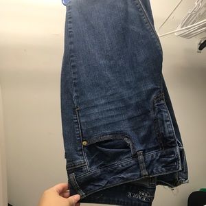 AE Jeans